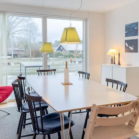 4 Bedroom Beautiful In Knebel