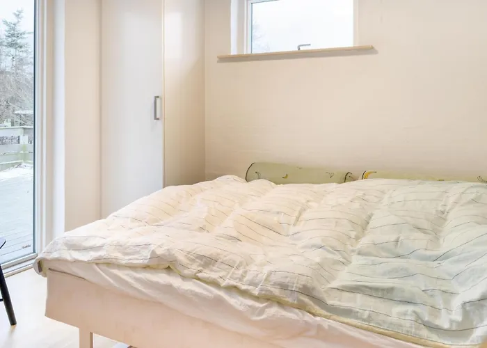 4 Bedroom Beautiful In